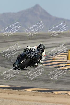 media/Oct-02-2025-Racers Edge (Thu) [[2c91cb6ab3]]/2-A Group/Session 5-Turn 12 (130pm)/